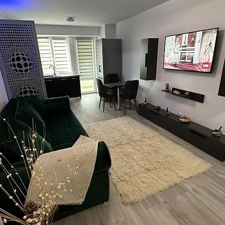 Апартаменти Apartament Lux Bacovia 2 Бакеу Екстер'єр фото