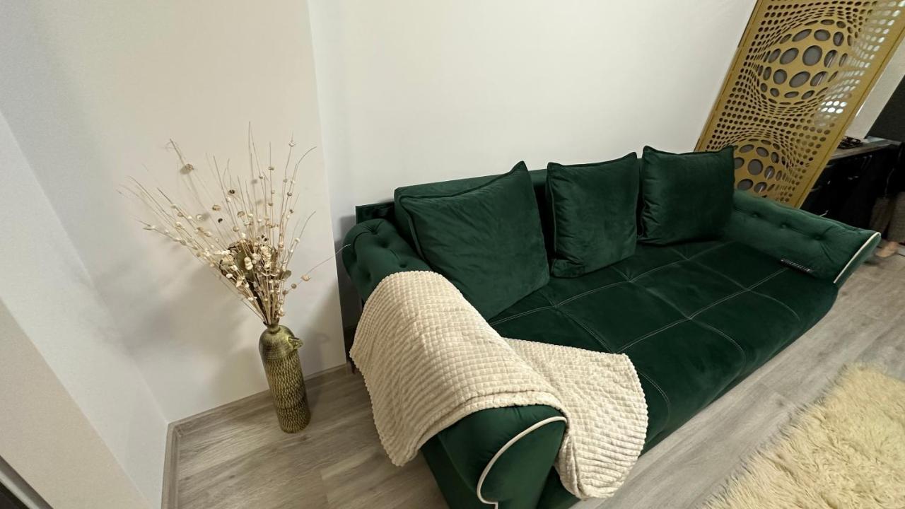 Апартаменти Apartament Lux Bacovia 2 Бакеу Екстер'єр фото